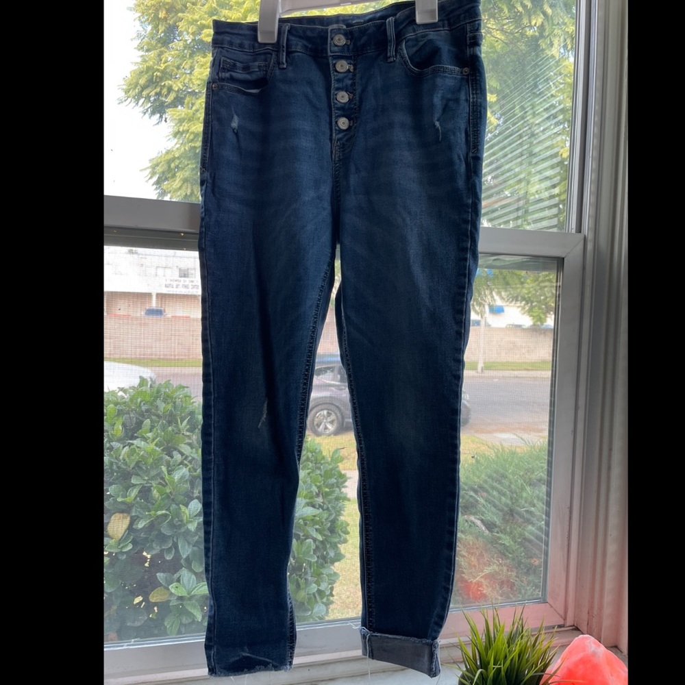 Old navy button up jeans